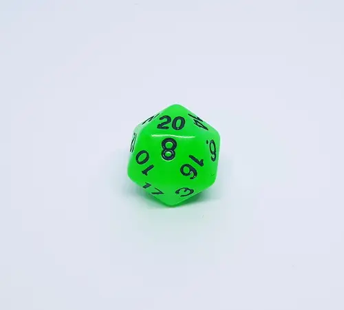 Radioattivo 2 D20 verde brillante fosforescente Radioactive con numeri neri, dal set di dadi GDR, su sfondo bianco