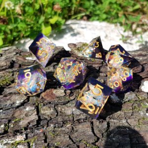 DICE - METAL - EN - SEO 12 Celestine Amethyst Shards – Sharp Resin Dice Set
