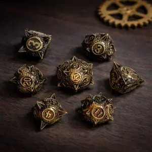 Set di dadi in metallo Bronze Morningstar: sette dadi poliedrici chiodati color ottone antico su un tavolo di legno scuro